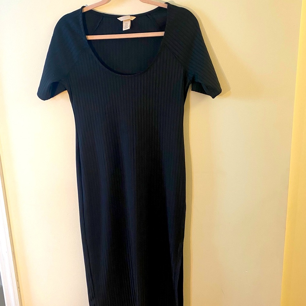 Long black H and M dress